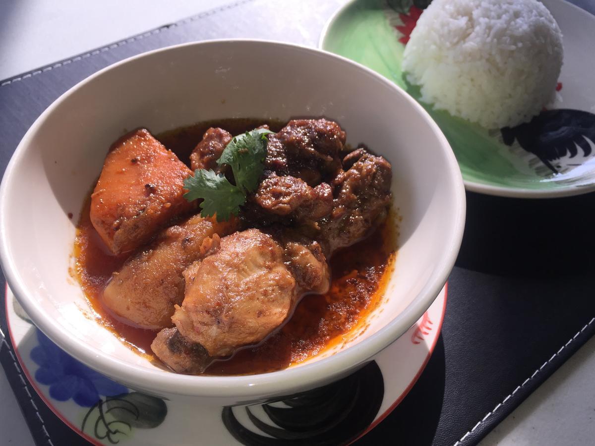Baan Bangrak Residence Trang Luaran gambar
