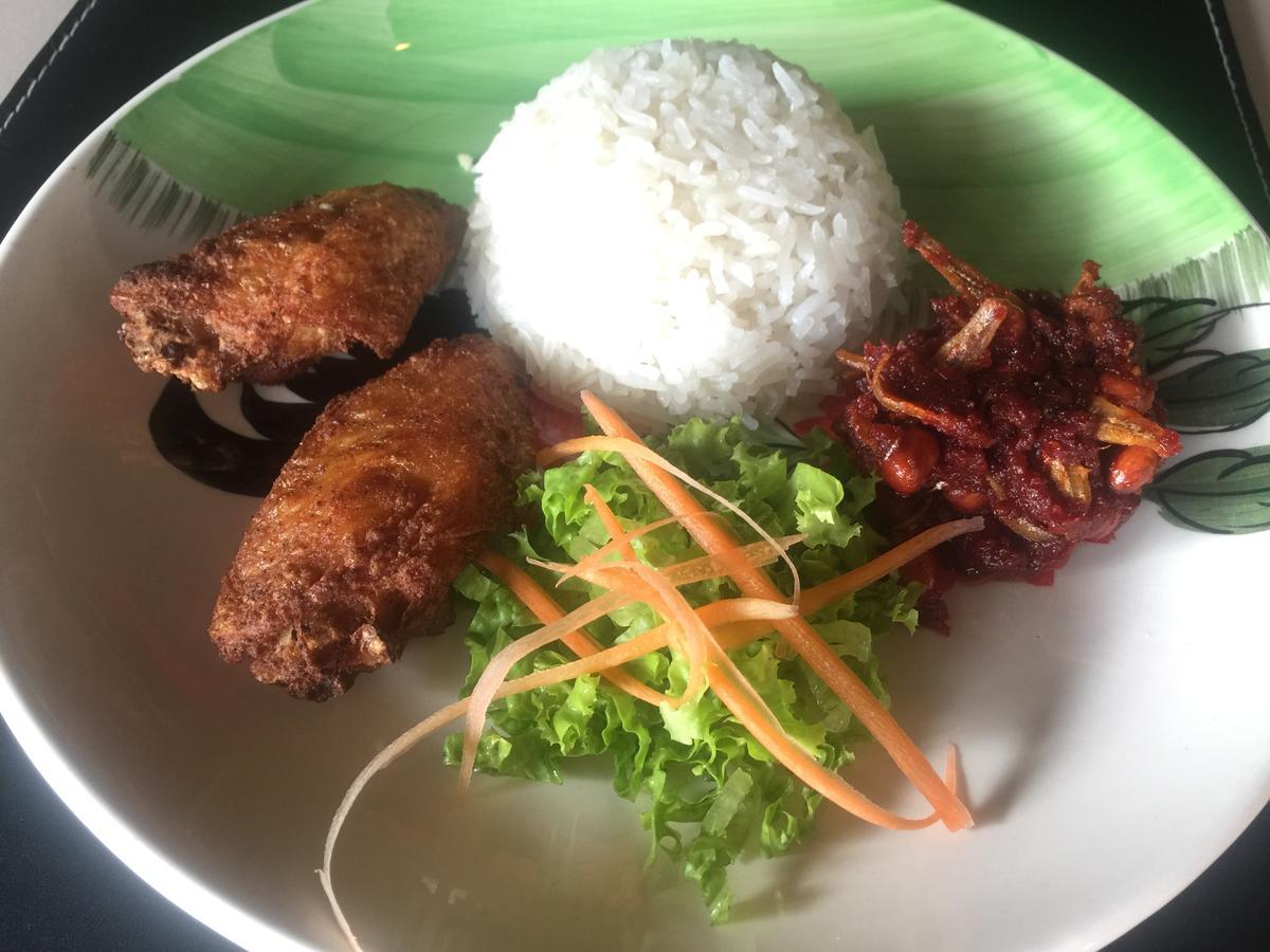 Baan Bangrak Residence Trang Luaran gambar
