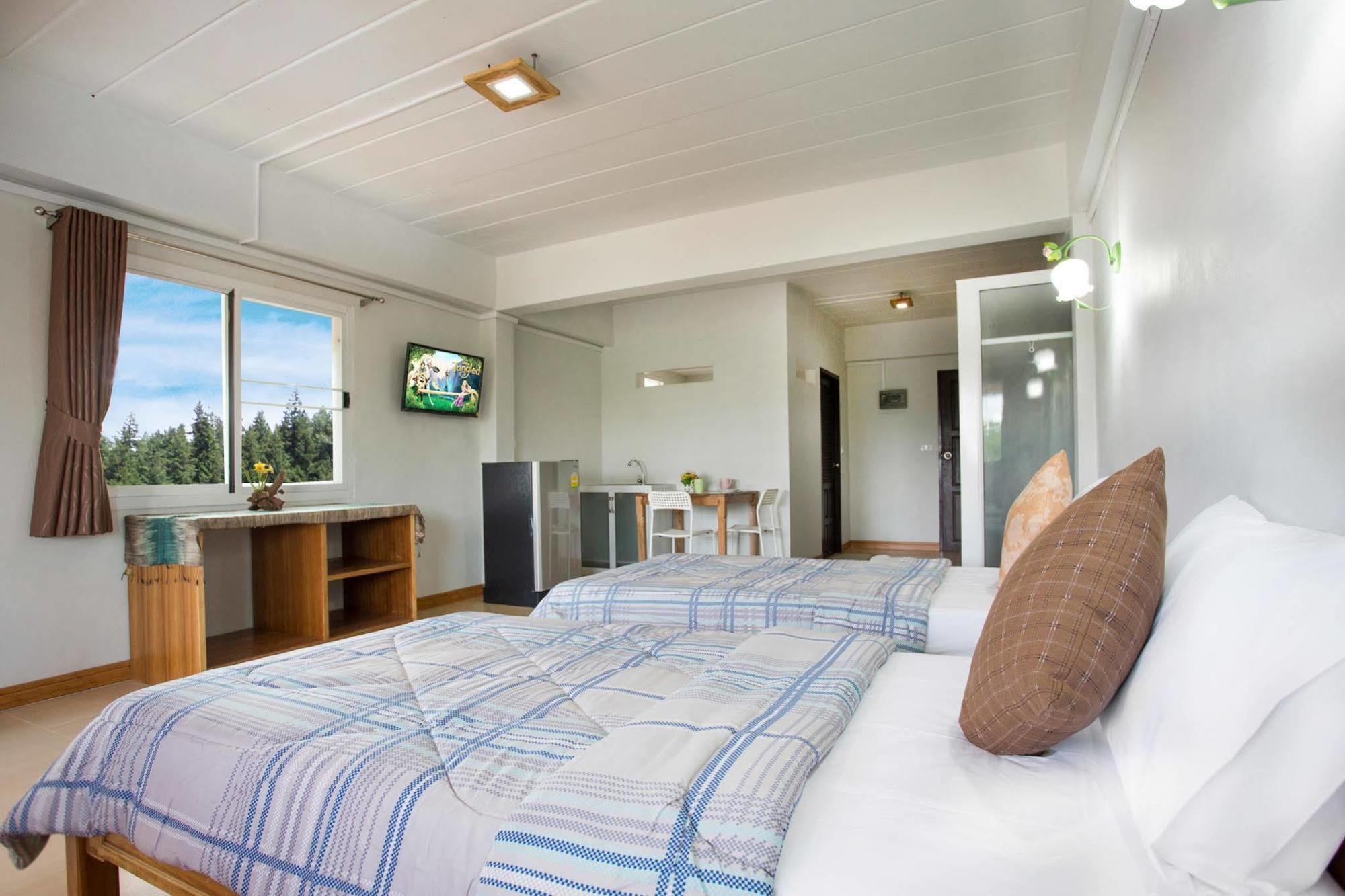 Baan Bangrak Residence Trang Luaran gambar