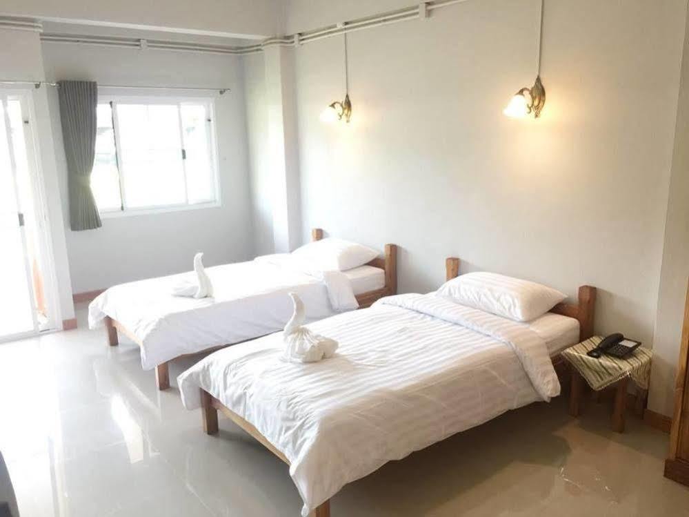 Baan Bangrak Residence Trang Luaran gambar